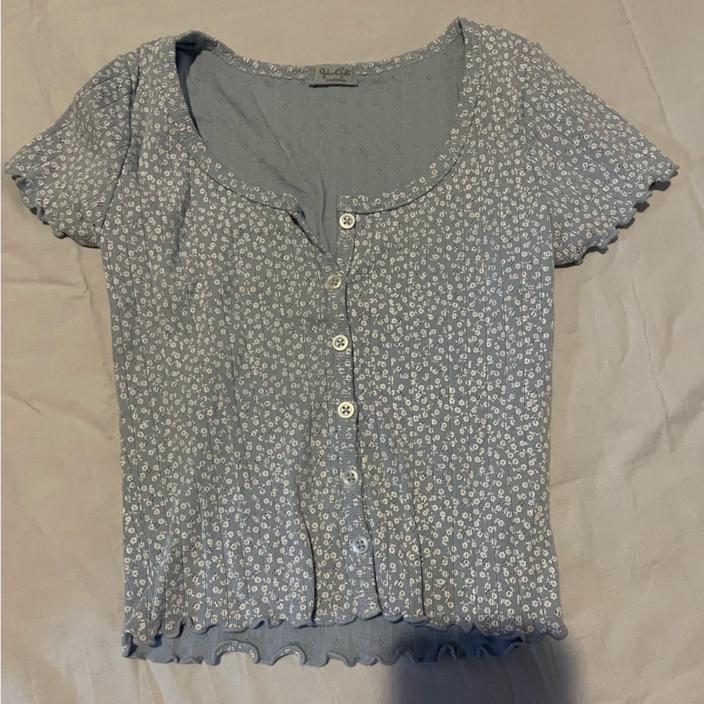 Brandy Melville baby tee